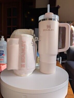 Stanley 3pc Bundle: 30 Oz Tumbler, Carry-All, and Silicone Boot in Rose Quartz